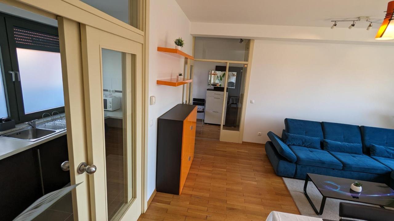 Downtown Fiume, Underground Garage Within The Property מראה חיצוני תמונה